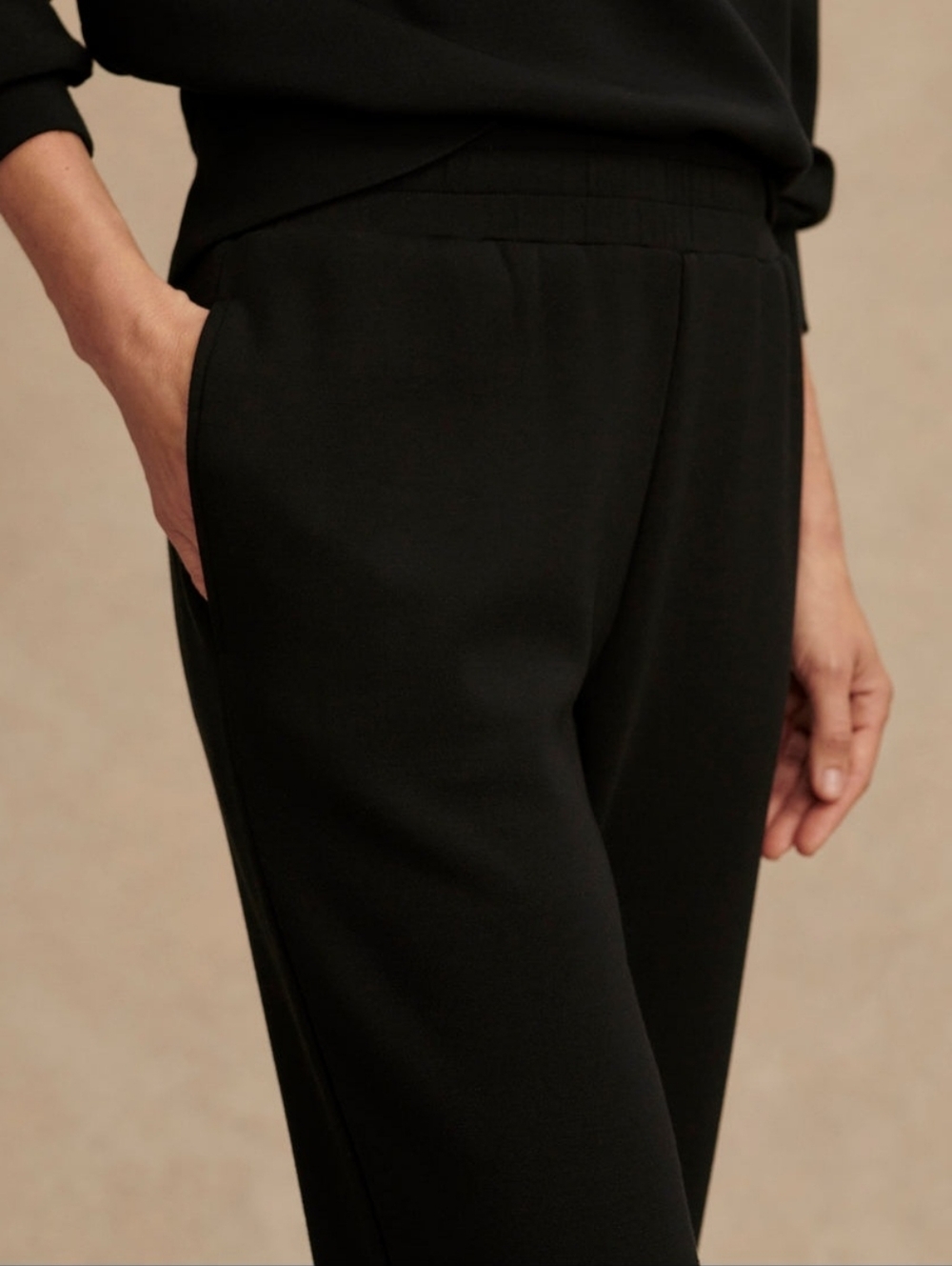 NWT Varley Black DoubleSoft The Slim Cuff Pants 25" Jogger - Size LARGE
